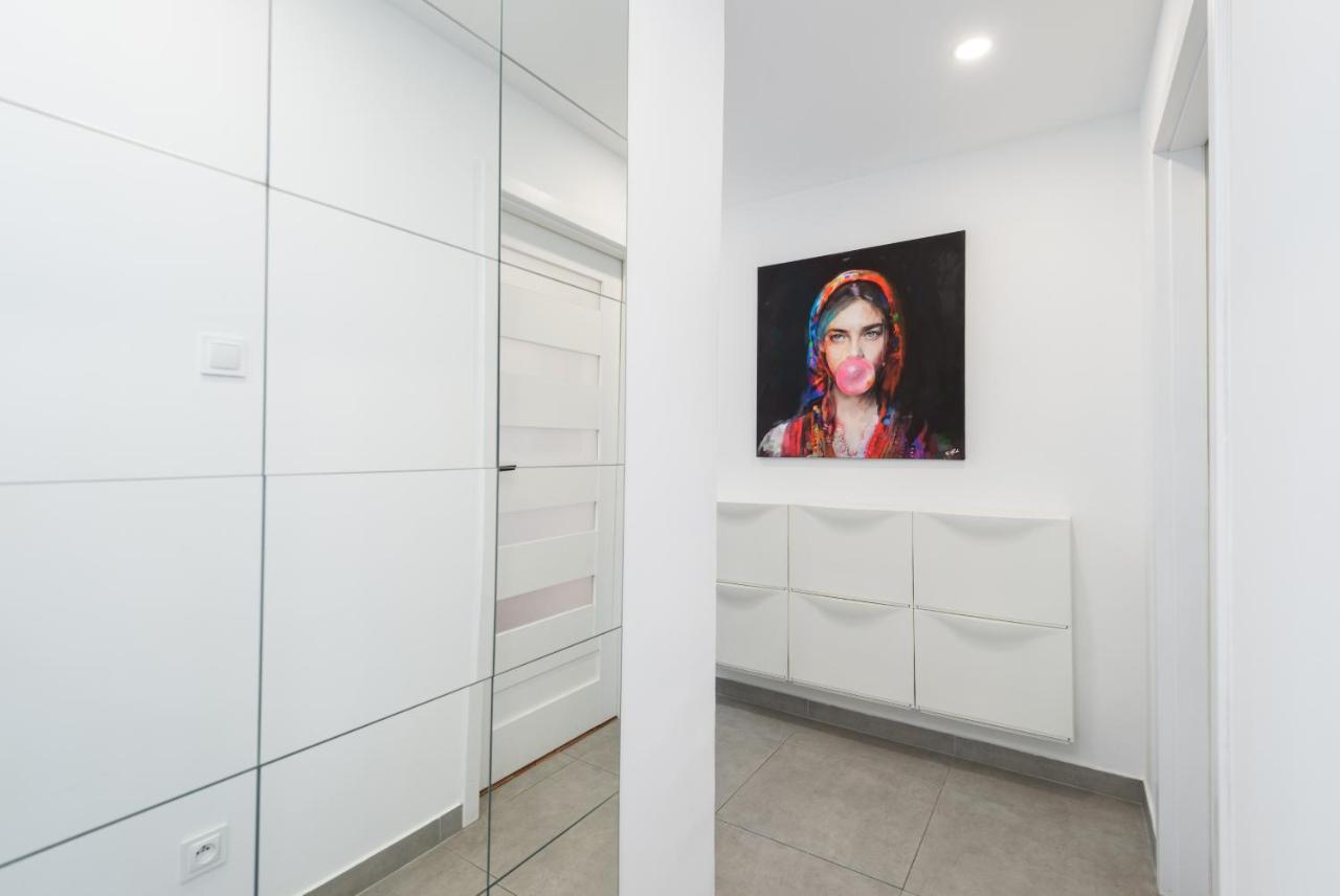 Kairos - Valdi - Scisle Centrum Apartment